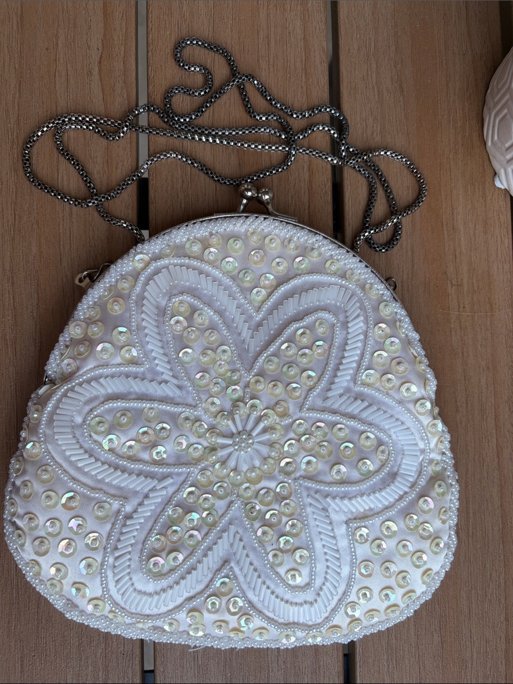 Pearl-Embellished White Floral Sequin Clutch with Chain